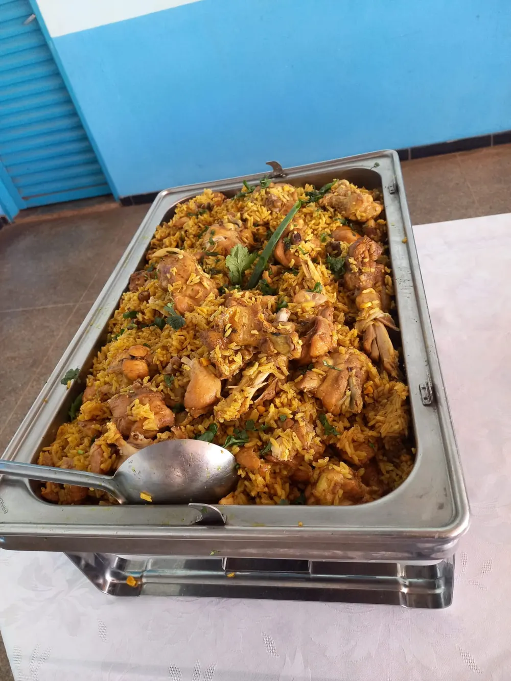 Galinhada — Brazilian saffron-yellow chicken-and-rice one-pot