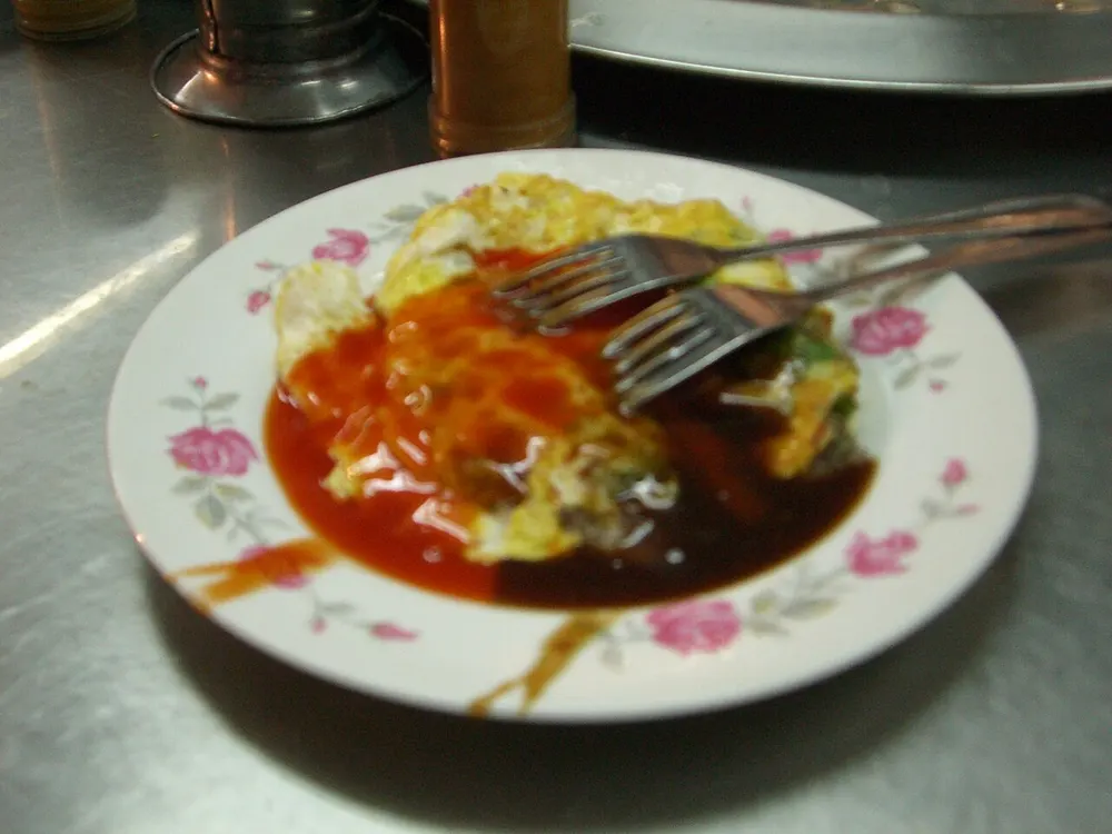 O-á-tsian — oyster omelette in a starchy egg batter with a sweet-savoury sauce